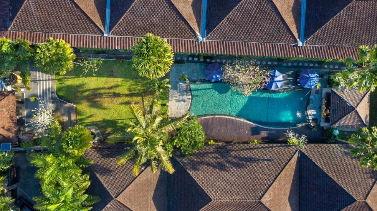 Ubud Raya Boutique Hotel Exterior photo