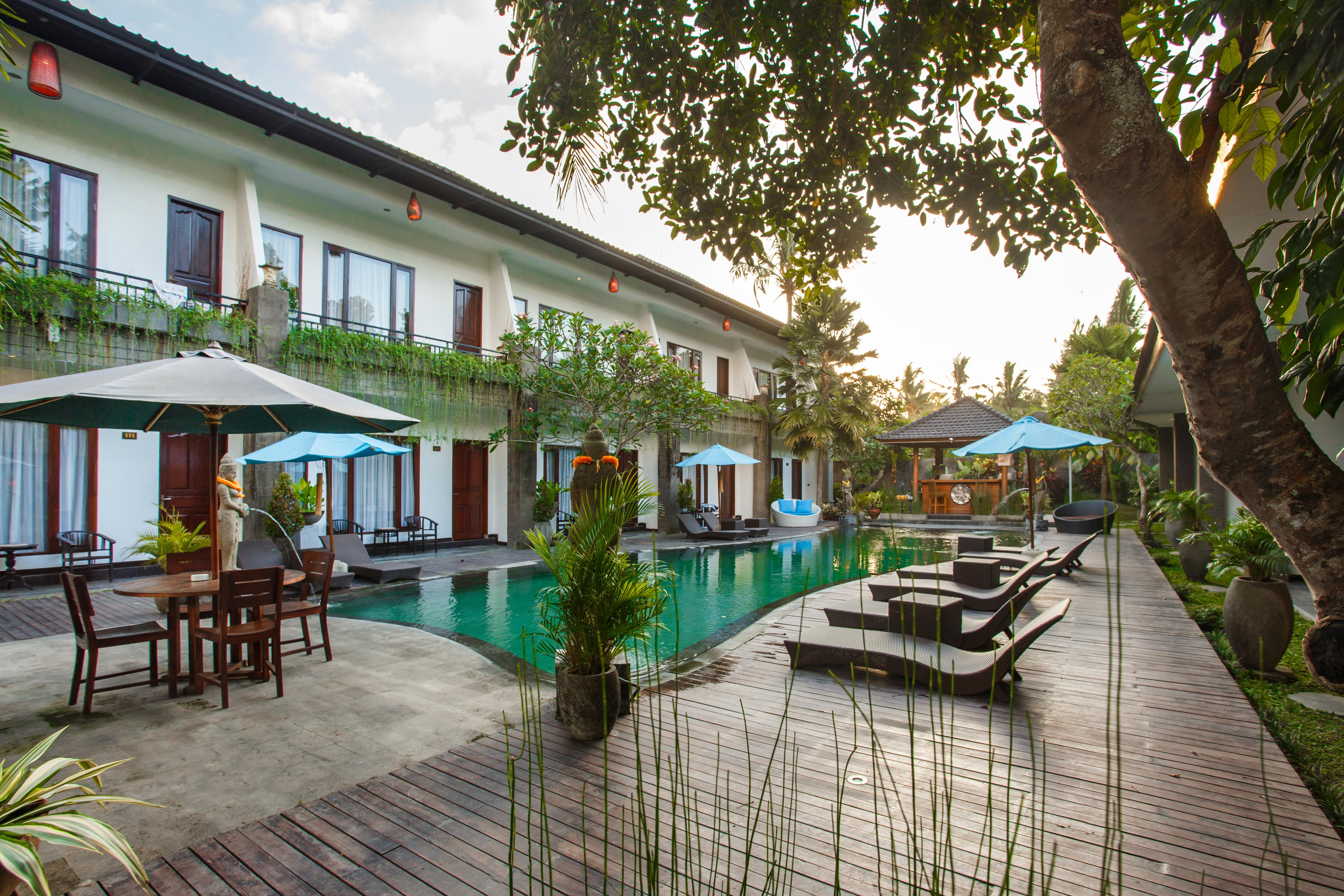 Ubud Raya Boutique Hotel Exterior photo