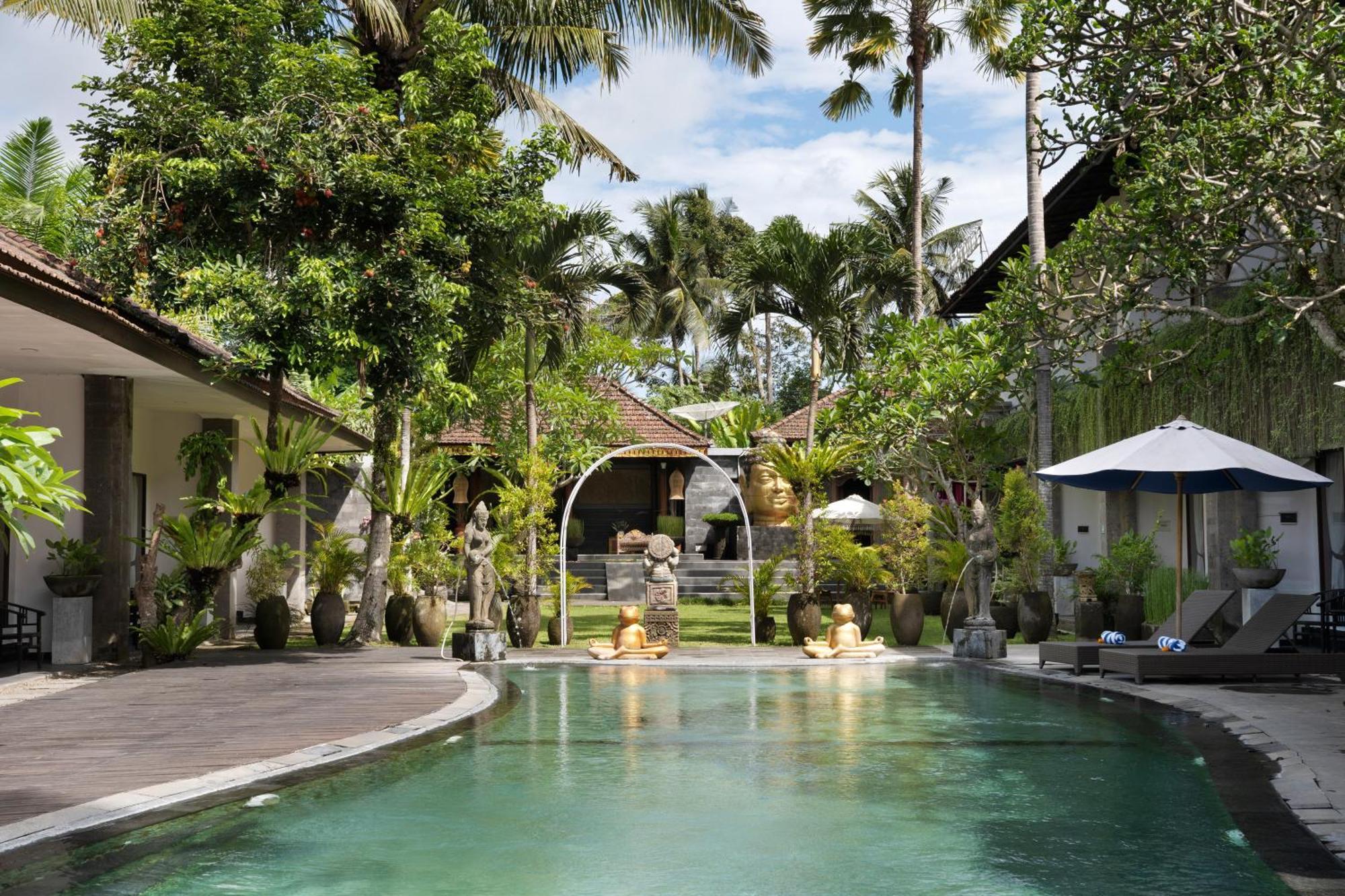 Ubud Raya Boutique Hotel Exterior photo